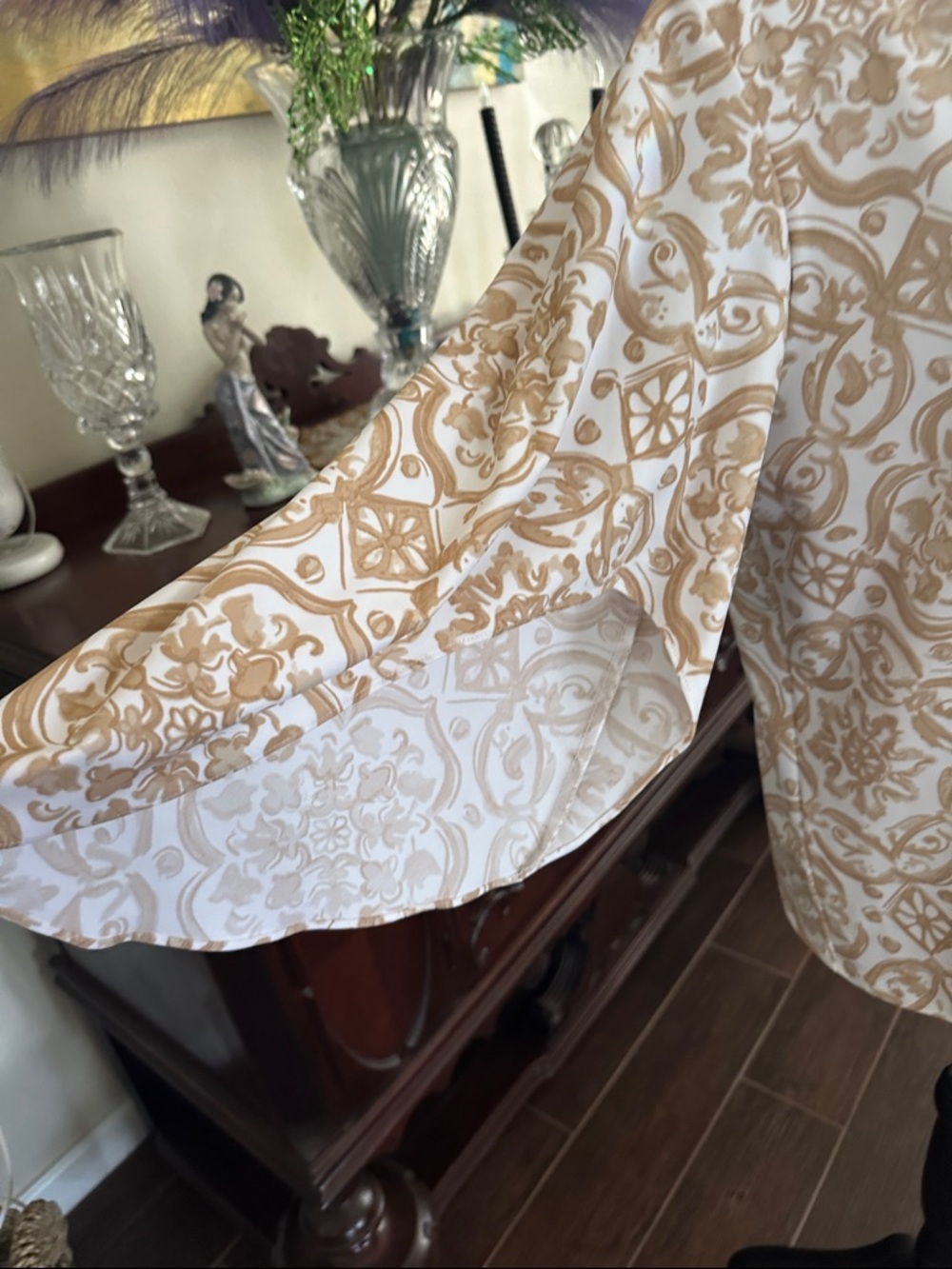 Jude Connally White and Tan V-Neck Ornamental Print Tunic - Picture 2 of 4